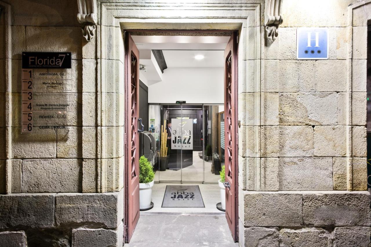 维多利亚阿巴爵士酒店 外观 照片